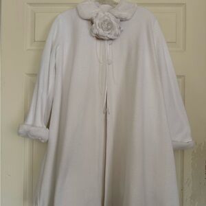 Kid's Dream Ivory Coat with Faux Fur Trim